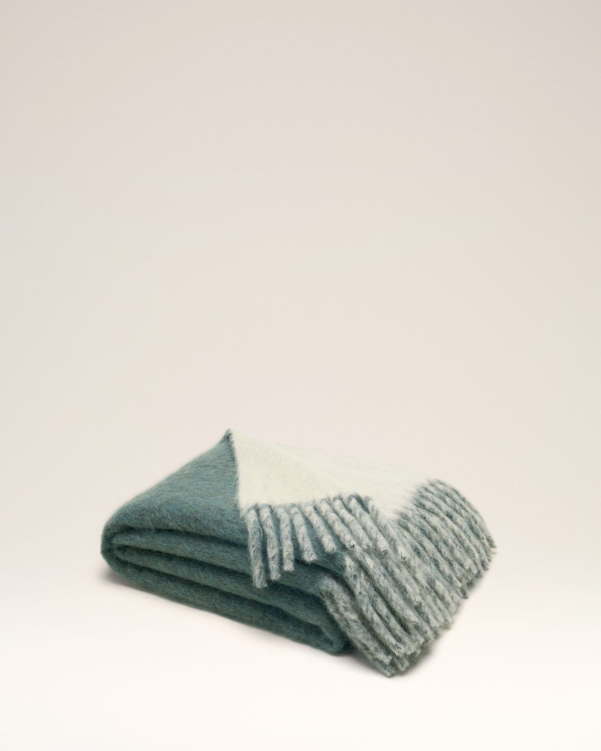 Bicolor Double-Sided Blanket With Tab