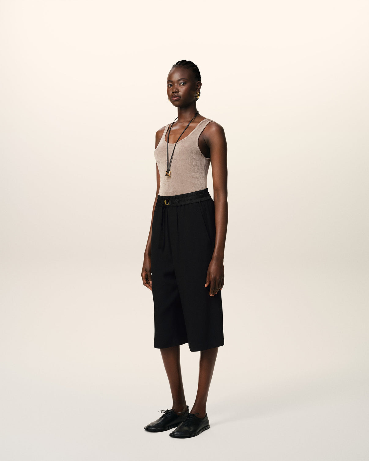Black Large Fit Elasticated Short