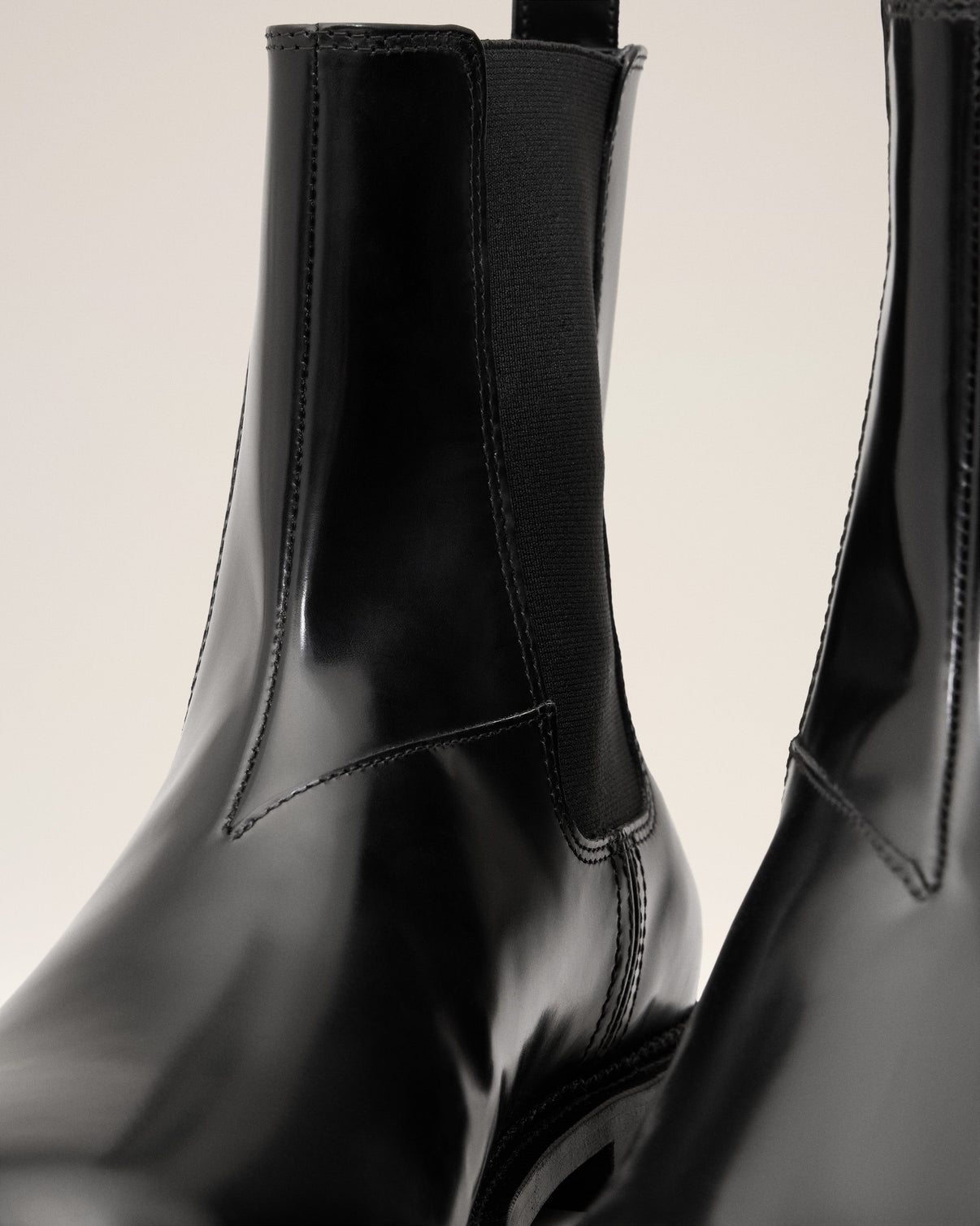 Black Leather Anatomical Toe Chelsea Boots