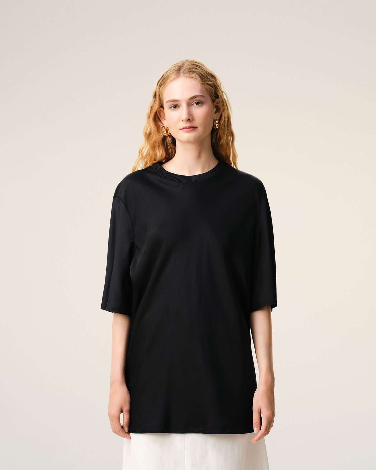 Black Satin Short Sleeves Rib Detail T-shirt