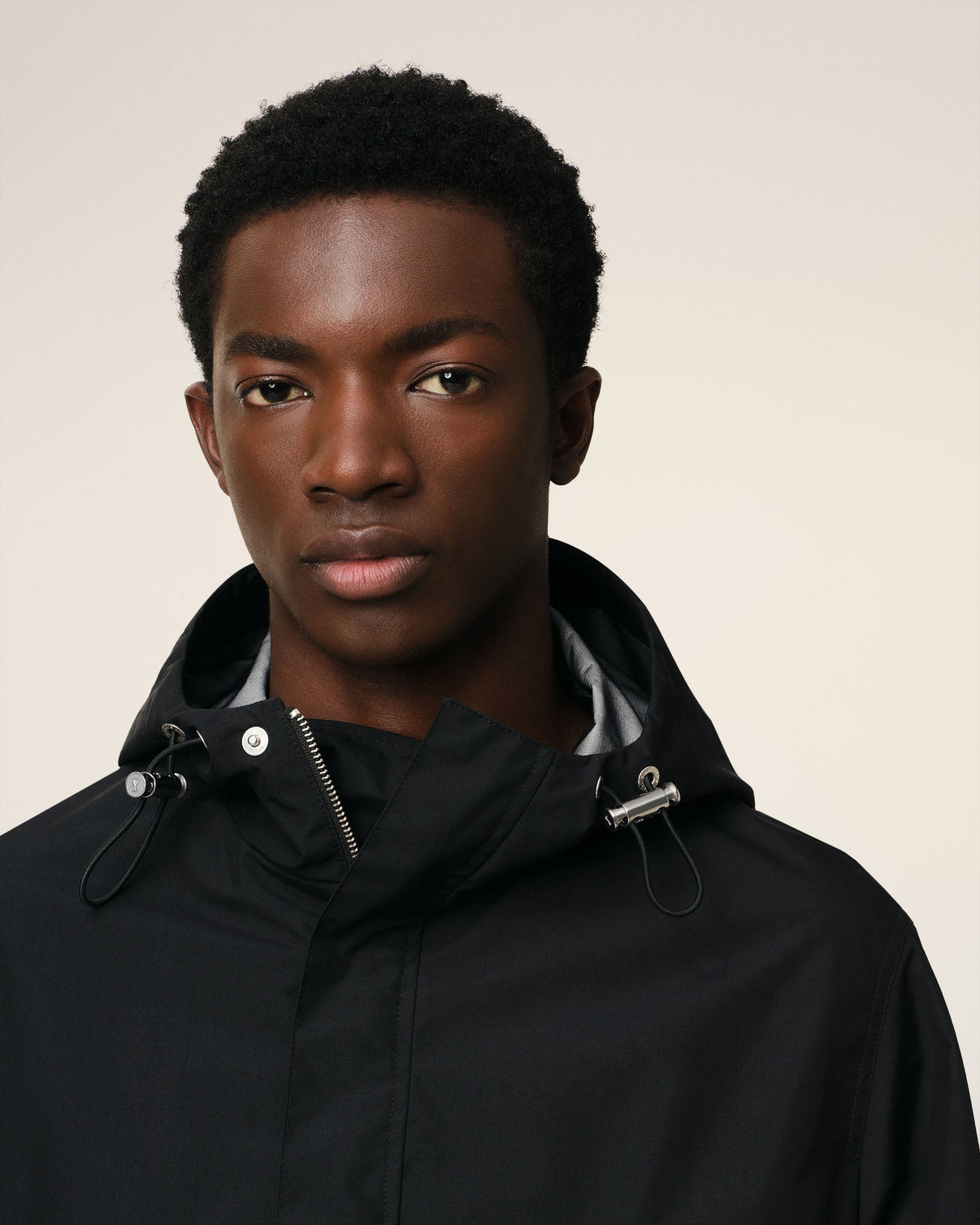 Black Water-repellent Long Hooded Windbreaker