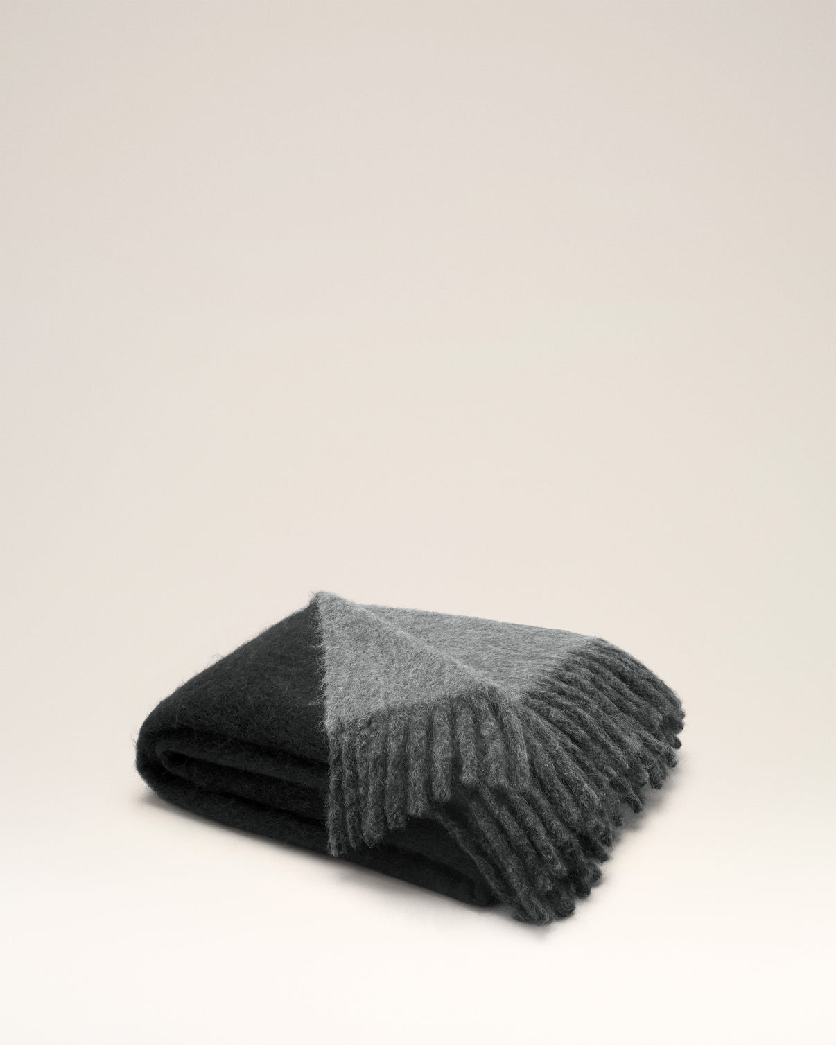 Black Wool Bicolor Double-Sided Blanket