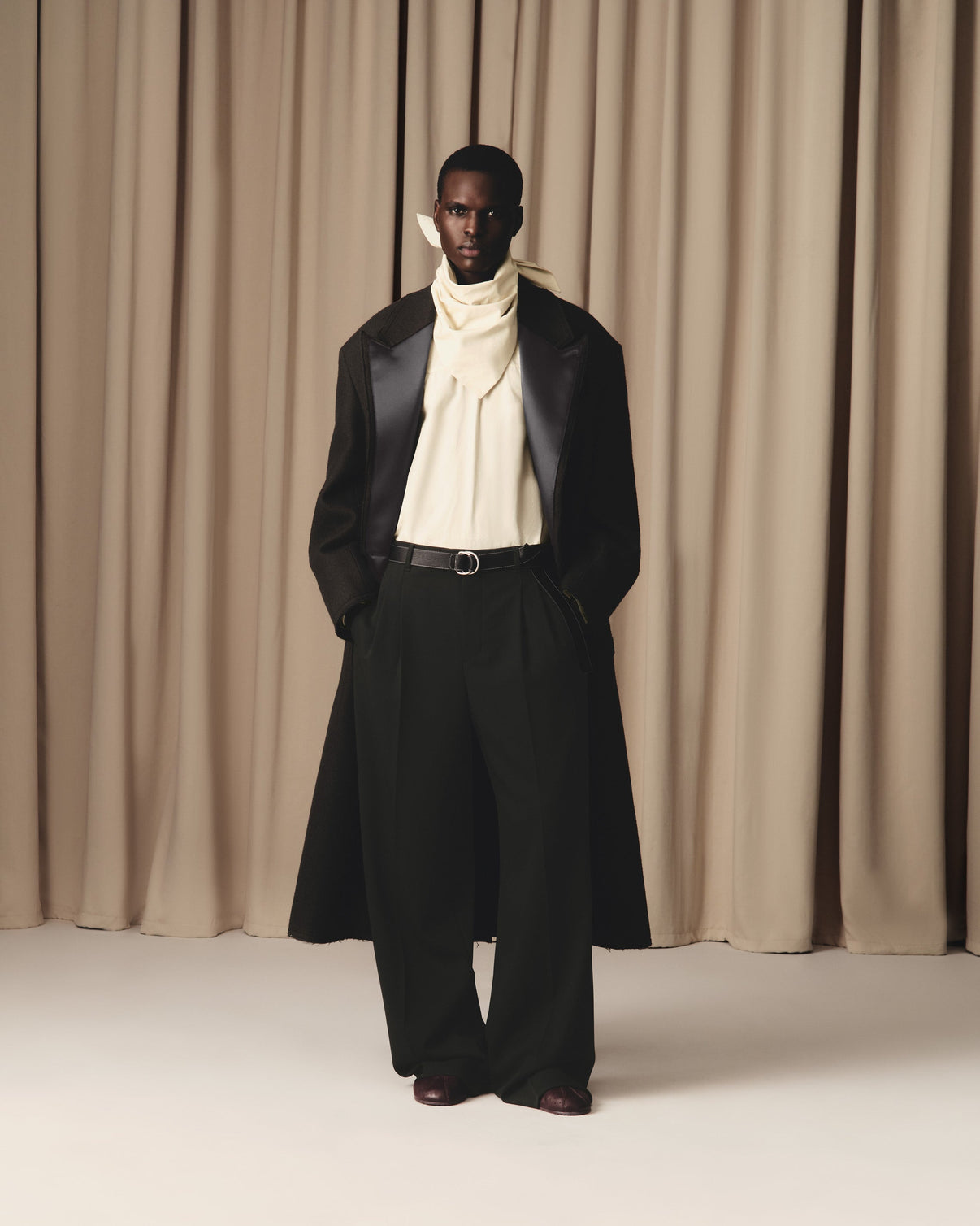 Black Wool Low Waist Wide Trousers