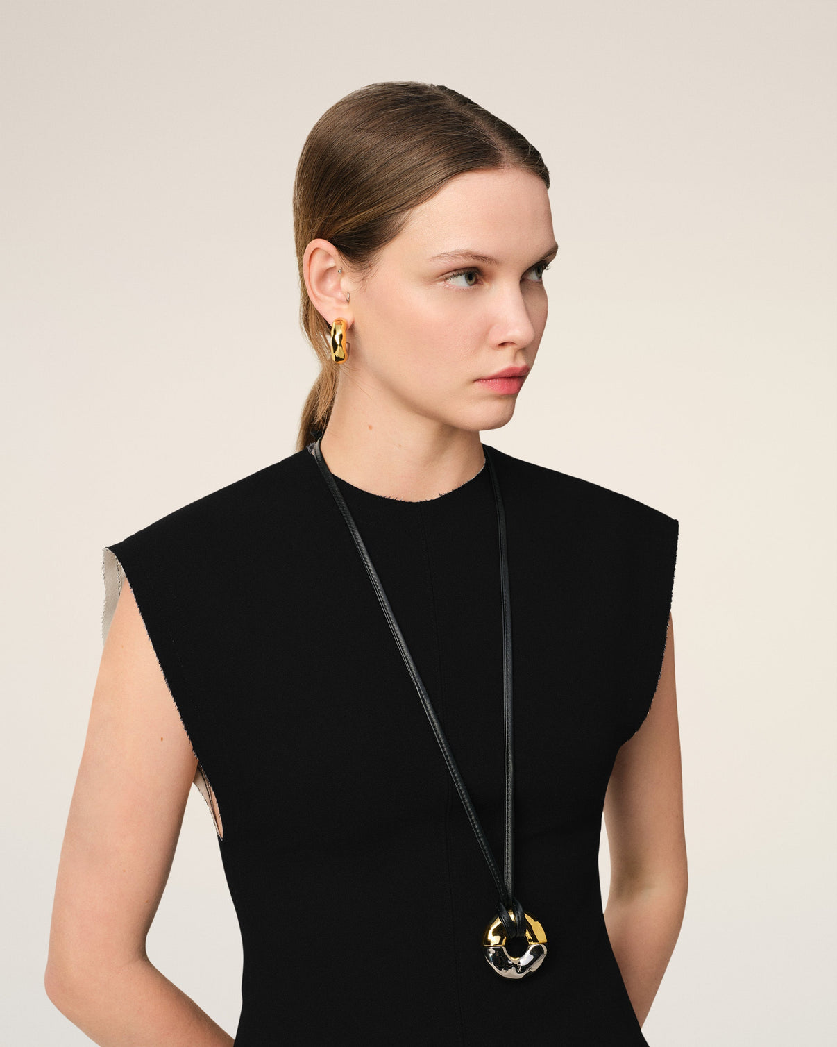 Black Wool Sleeveless Bicolor Top