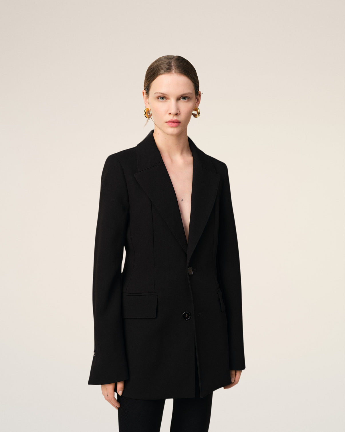 Black Wool Two Buttons Fitted Jacket