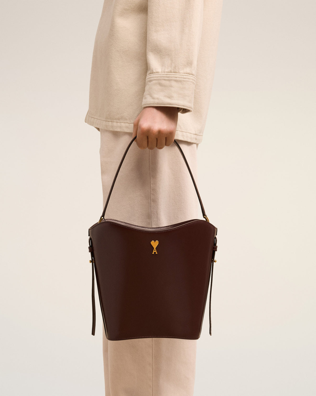 Brown Leather Paris Paris Bucket Bag