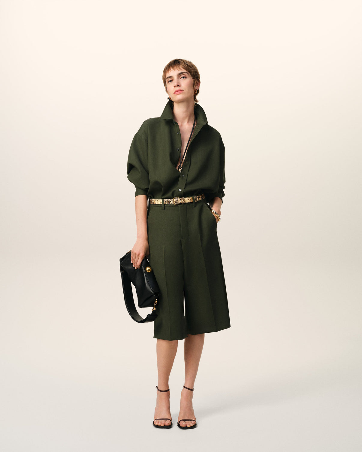 Green Wool Back Slit Loose Shirt