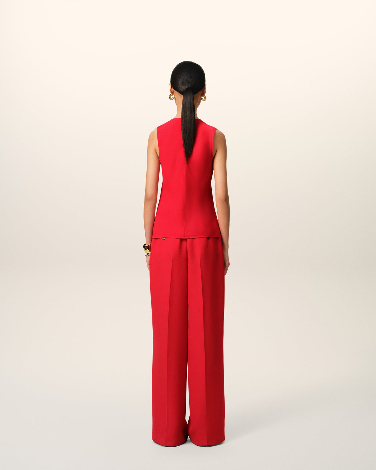 Red Sleeveless Top