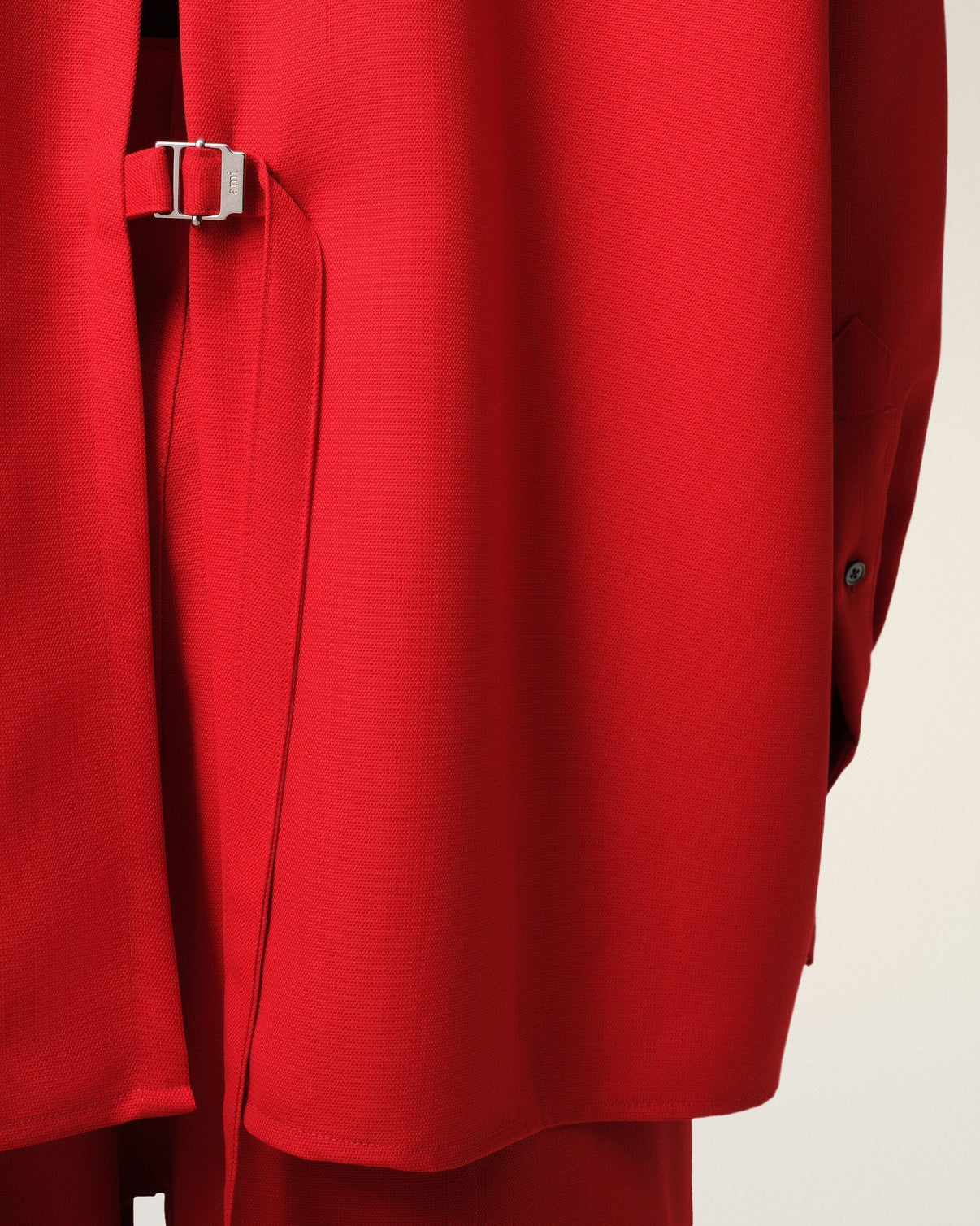 Red Wool Back Slit Loose Shirt