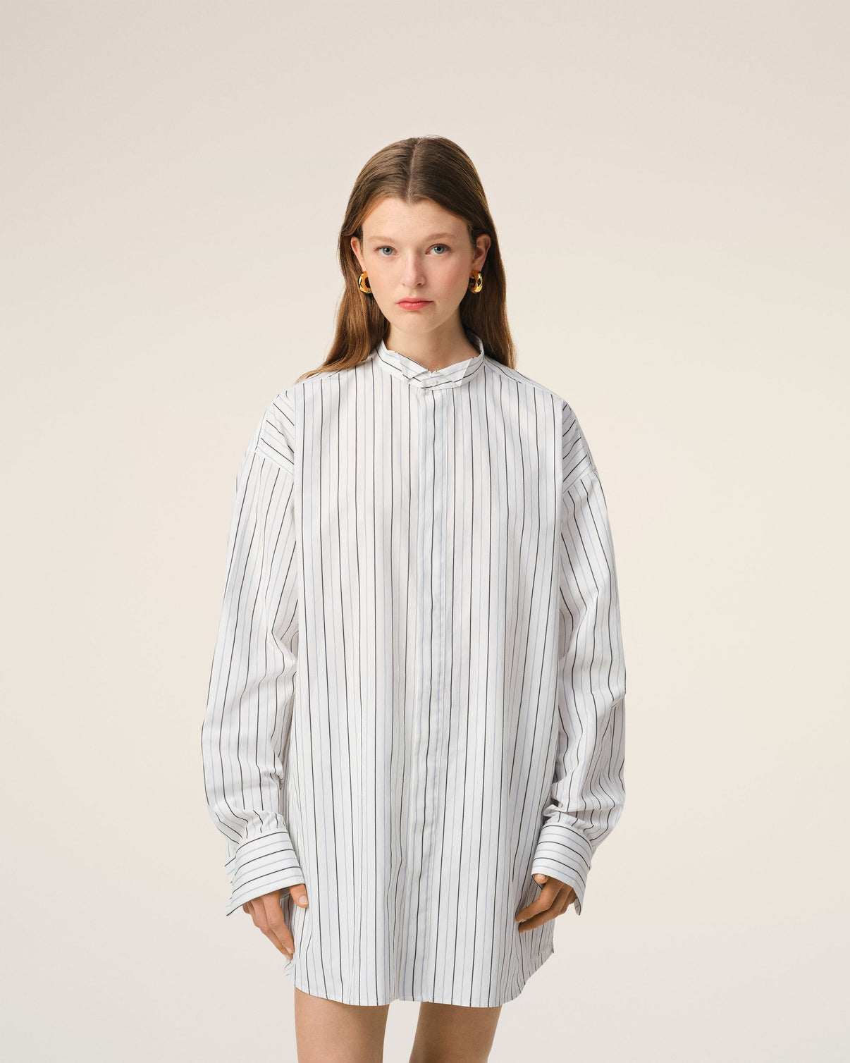 White And Blue Cotton Wingtip Collar Oversized Shirt