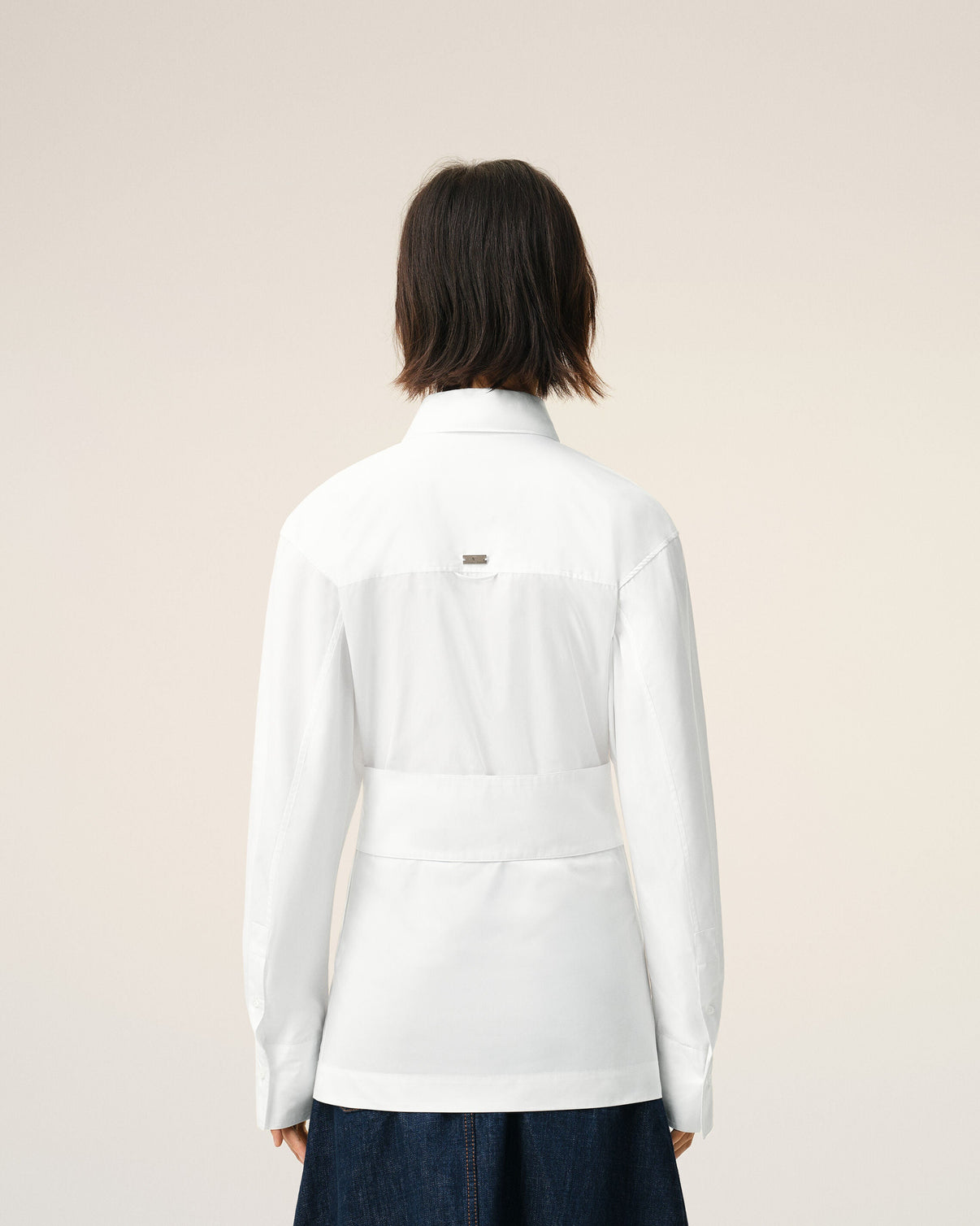 White Cotton Sharp Collar Fitted Shirt