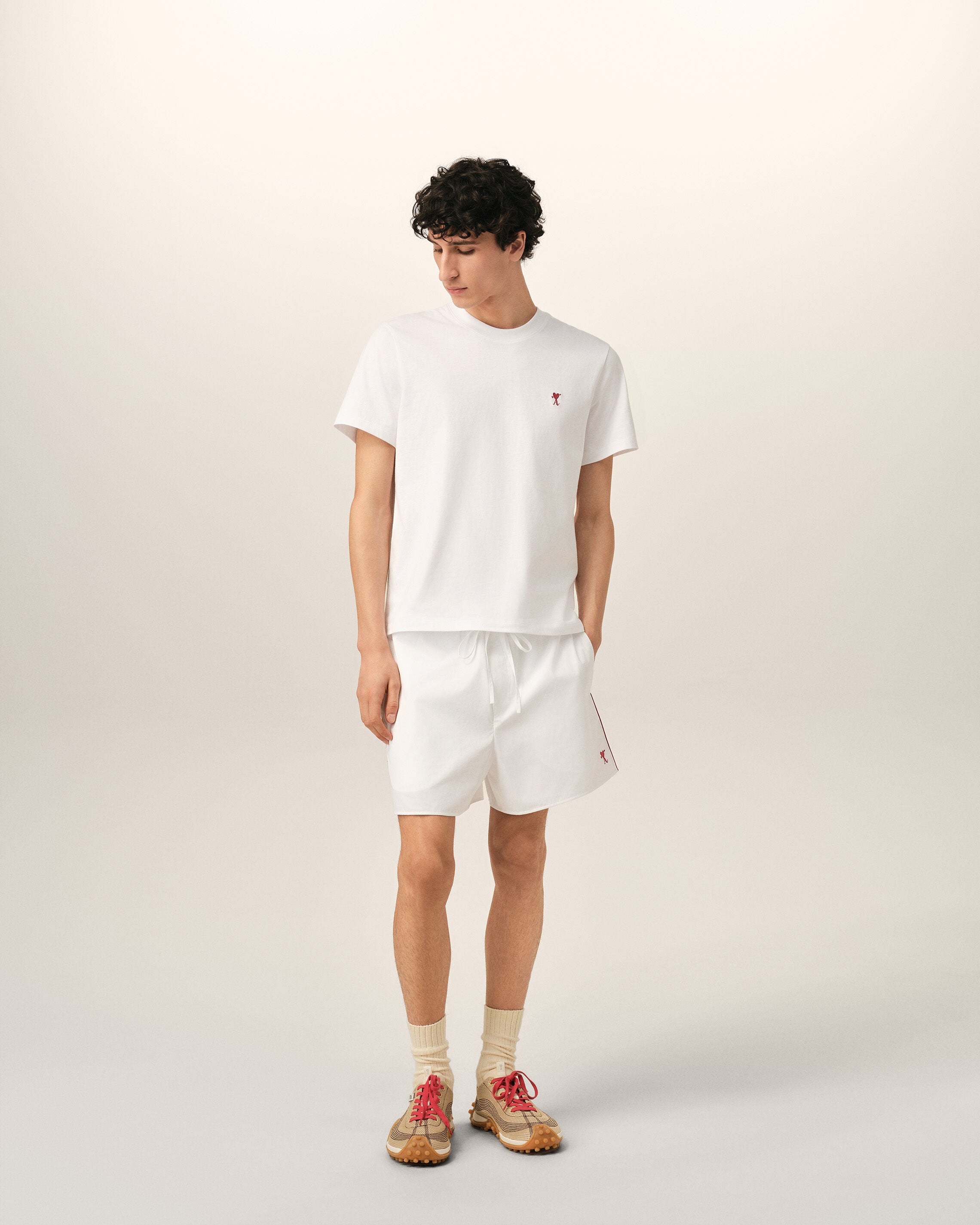 White cotton shorts with heart arrow