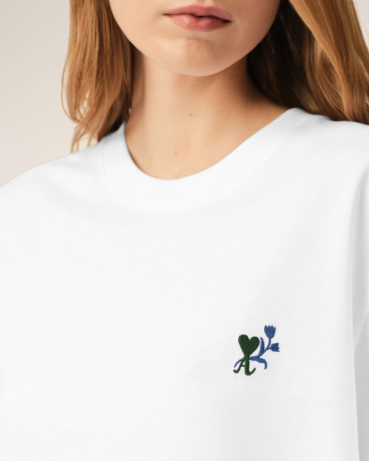 White cotton t-shirt with tulip