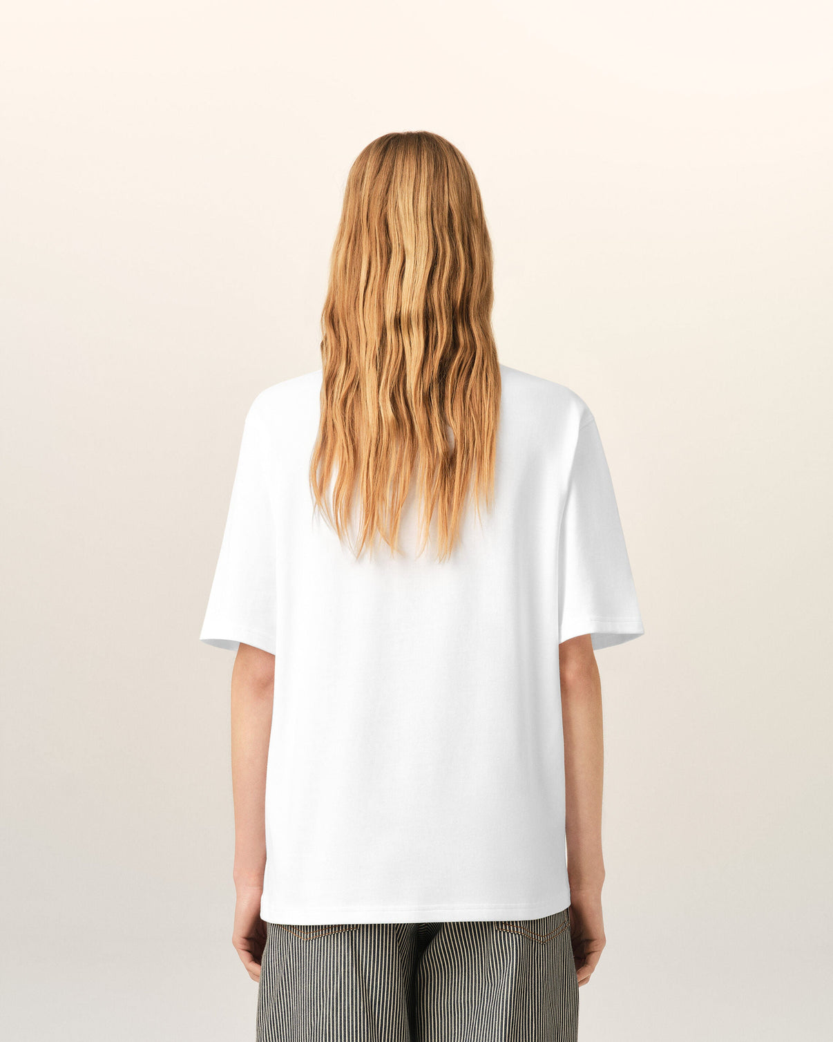 White cotton t-shirt with tulip