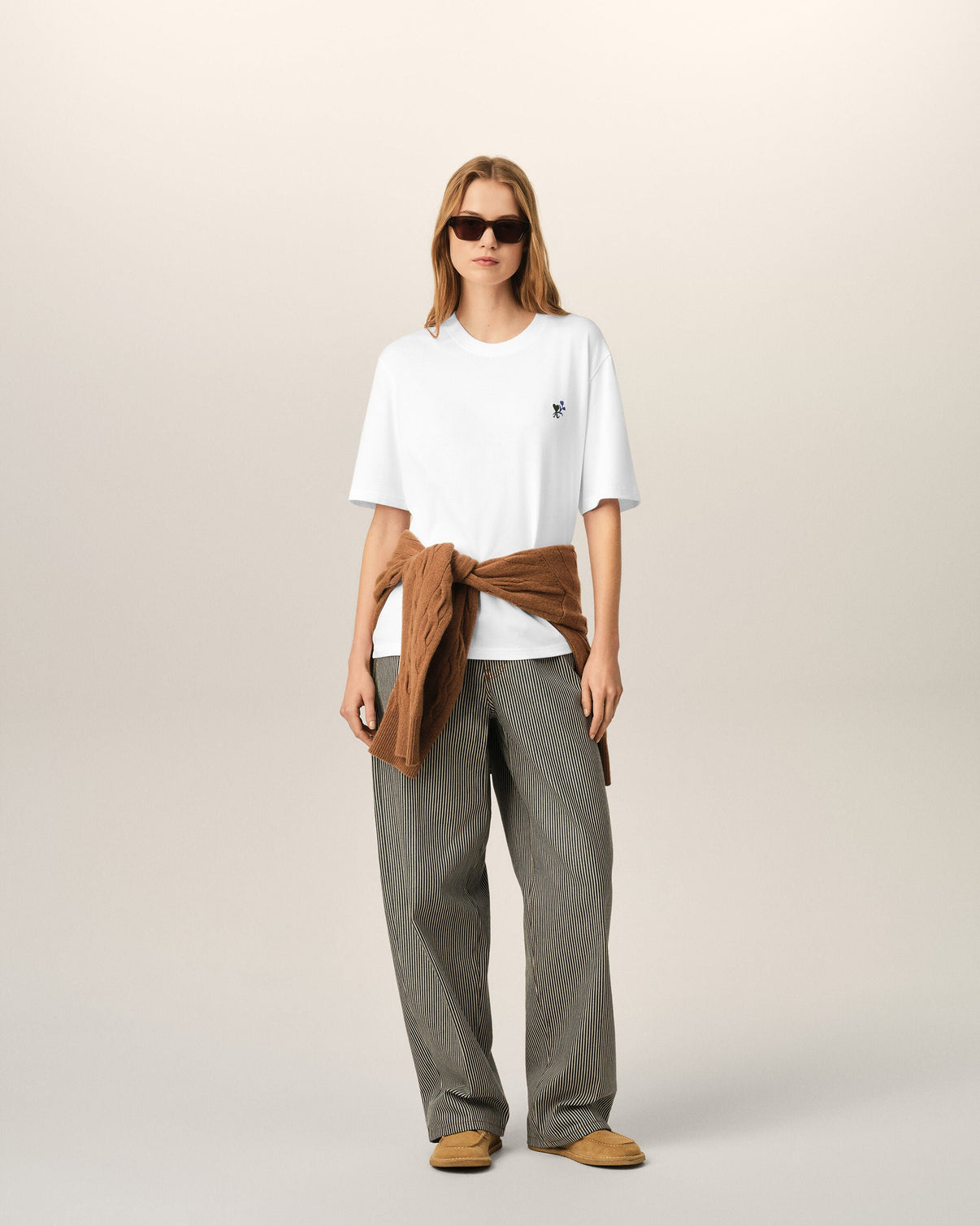 White cotton t-shirt with tulip