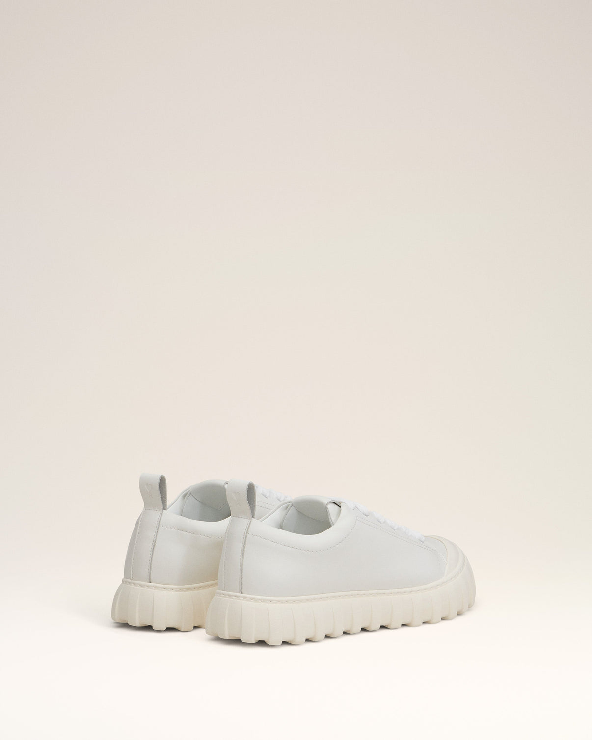 White Leather Low Top Tempo Sneakers