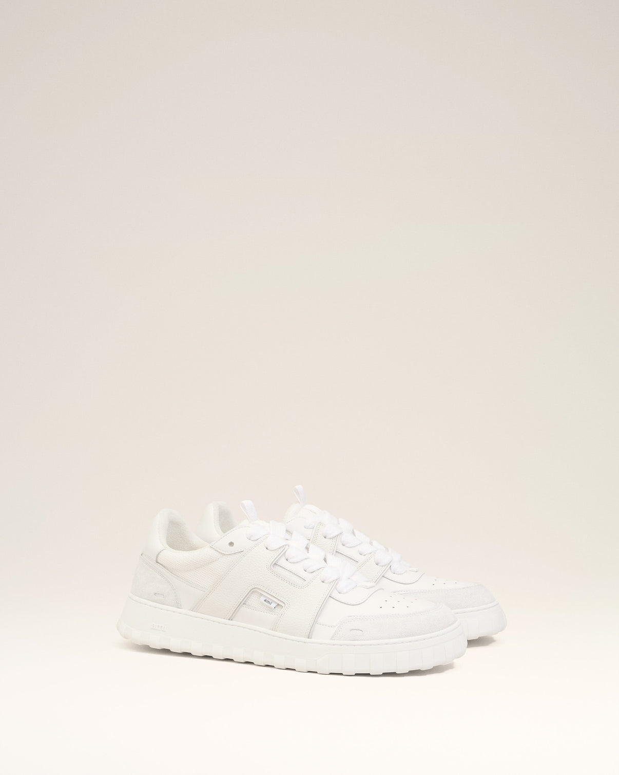 White Smooth Leather Low Top A Walk Sneakers