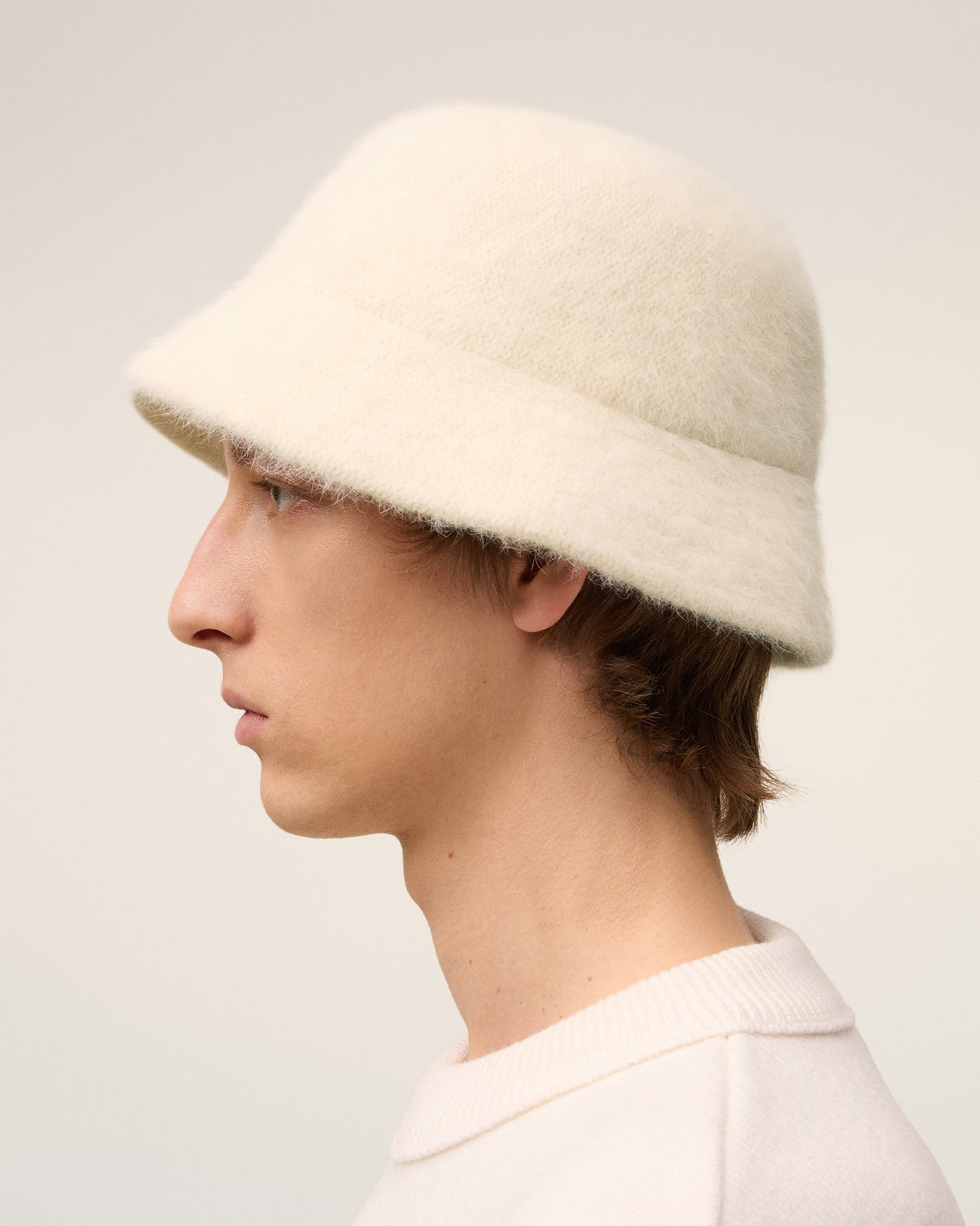 White Wool Stud Bucket Hat